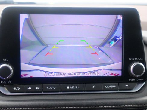 Used 2023 Nissan Rogue S image 19