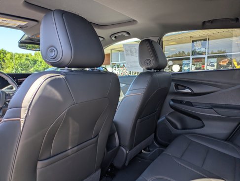Used 2024 Buick Envista Avenir image 10
