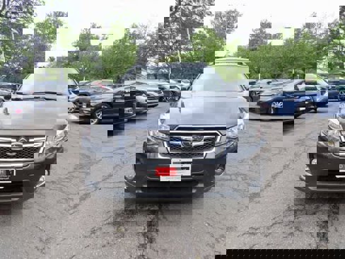 Used 2017 Subaru Crosstrek 2.0i Limited image 6