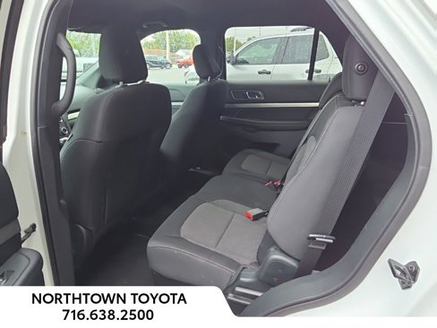 Used 2019 Ford Explorer XLT image 13