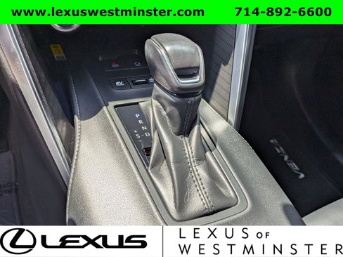 Used 2021 Toyota Venza XLE image 20