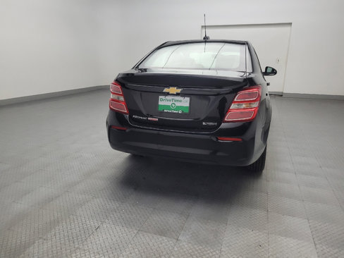 Used 2017 Chevrolet Sonic Premier image 7