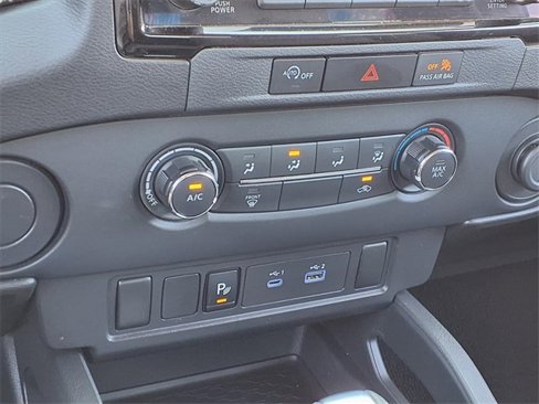 Used 2024 Nissan Frontier S w/ Technology Package image 13