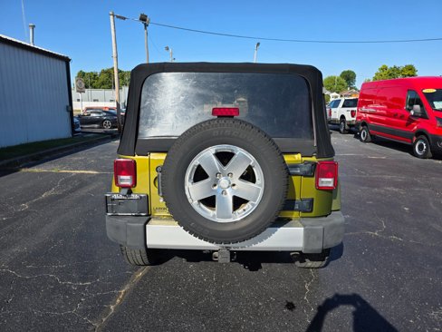 Used 2008 Jeep Wrangler Sahara w/ Dual Top Group image 4