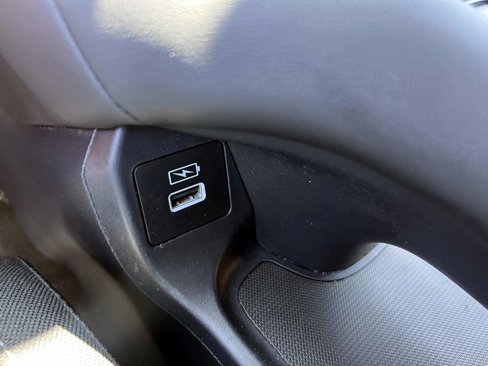 Certified 2023 Honda HR-V LX image 27