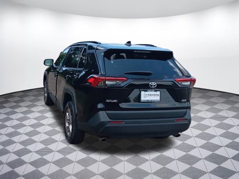Used 2023 Toyota RAV4 XLE image 3