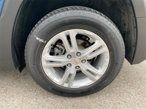 Used 2021 GMC Terrain SLE w/ Driver Convenience Package image 32
