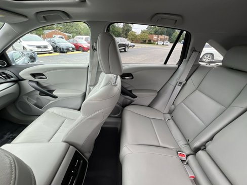 Used 2016 Acura RDX AWD image 3