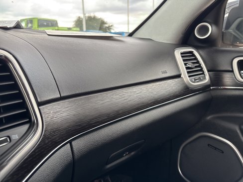 Used 2018 Jeep Grand Cherokee Summit image 36