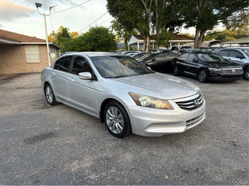 Used 2011 Honda Accord EX-L image 3