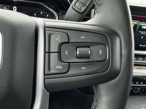 Used 2024 GMC Sierra 1500 SLE image 18