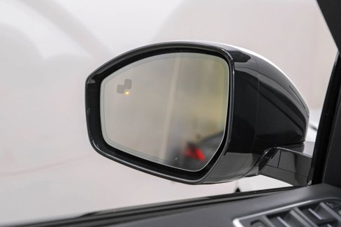 Used 2017 Jaguar F-PACE Prestige image 30