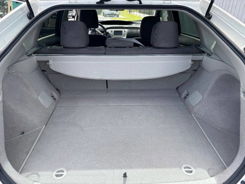 Used 2015 Toyota Prius Four image 11