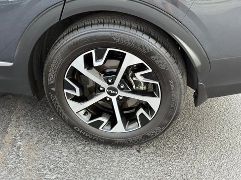 Used 2023 Kia Sportage EX image 8