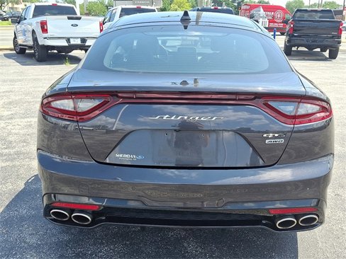 Used 2020 Kia Stinger GT-Line image 5