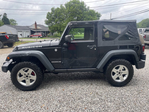 Used 2011 Jeep Wrangler Rubicon w/ Dual Top Group image 11