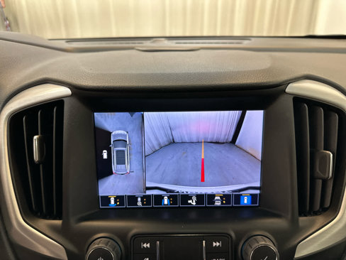 Used 2022 GMC Terrain SLT w/ Infotainment Package II image 17