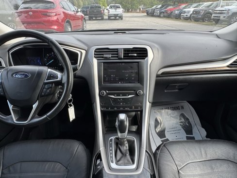 Used 2013 Ford Fusion SE image 20
