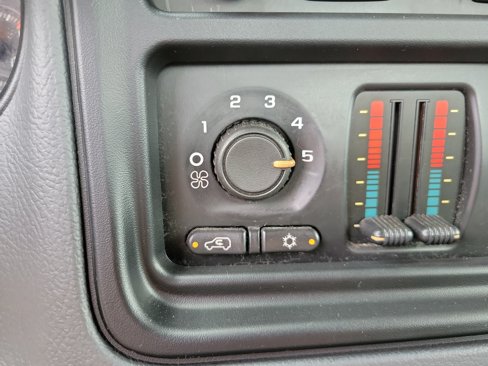 Used 2006 Chevrolet Silverado 1500 W/T image 21