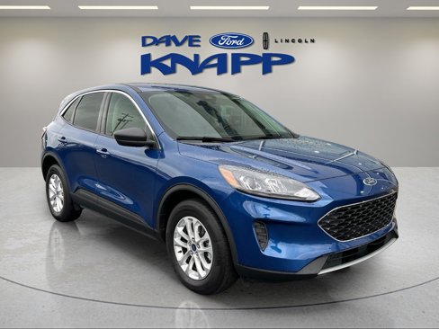 Used 2022 Ford Escape SE w/ Cold Weather Package image 1