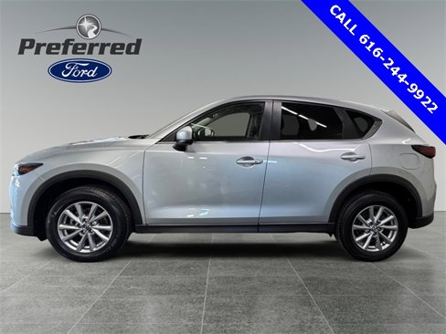 Used 2023 MAZDA CX-5 AWD 2.5 S w/ Preferred Package image 3