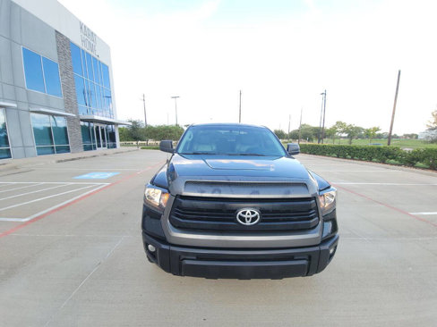 Used 2014 Toyota Tundra SR image 2
