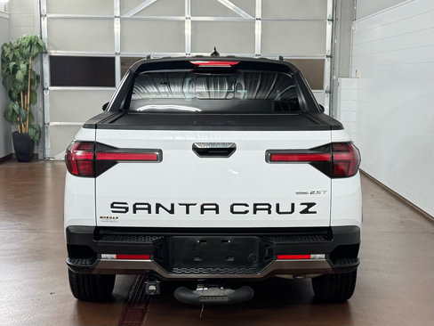 Used 2022 Hyundai Santa Cruz Limited image 4