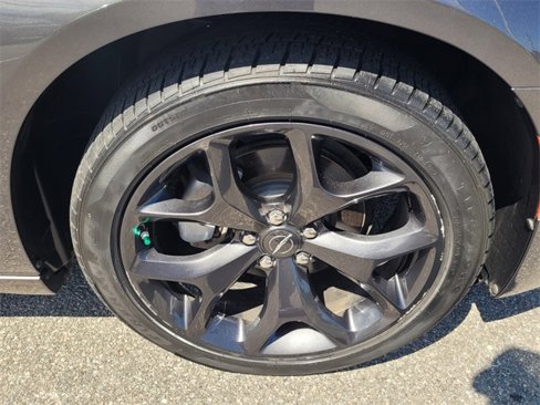 Used 2023 Chrysler 300 Touring w/ Sport Appearance Package image 18