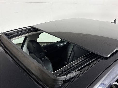 Used 2021 Volkswagen Golf 4-Door image 20