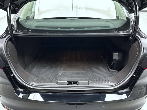 Used 2016 Ford Focus Titanium w/ Titanium Cold Weather Package image 21