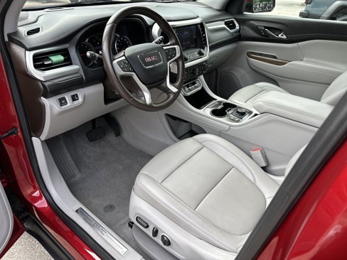 Used 2021 GMC Acadia SLT w/ Preferred Package image 12
