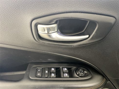 Used 2020 Jeep Compass Limited w/ Safety & Security Group image 26