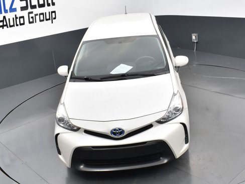 Used 2017 Toyota Prius V Two image 25