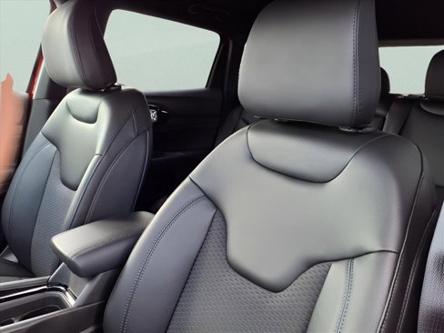 New 2025 Jeep Compass Latitude w/ Altitude Special Edition image 7