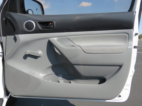 Used 2010 Toyota Tacoma 2WD Regular Cab image 23