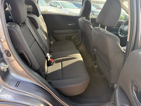 Used 2017 Honda HR-V LX image 14