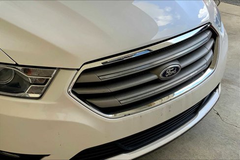 Used 2015 Ford Taurus SEL w/ Equipment Group 201A image 29