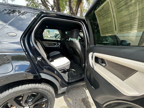 Used 2020 Land Rover Discovery Sport SE R-Dynamic image 34