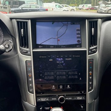Used 2017 INFINITI Q60 2.0t w/ Premium Plus Package 2.0T image 10