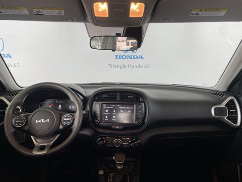 Used 2023 Kia Soul S image 6