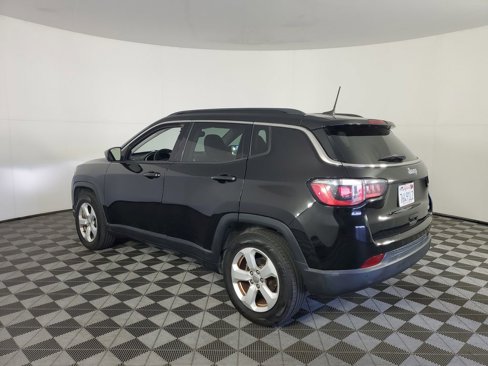 Used 2018 Jeep Compass Latitude w/ Popular Equipment Group image 6