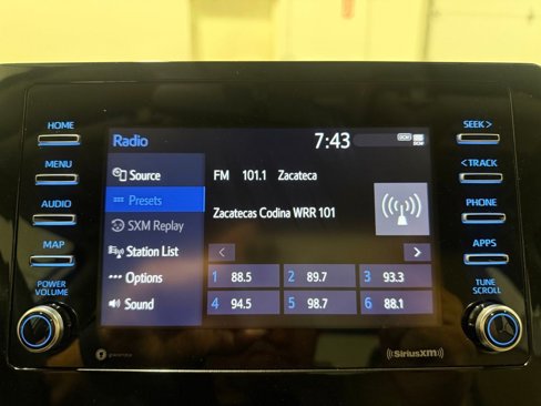 Used 2021 Toyota Camry LE image 21