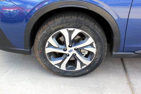 Used 2022 Subaru Outback Limited image 33