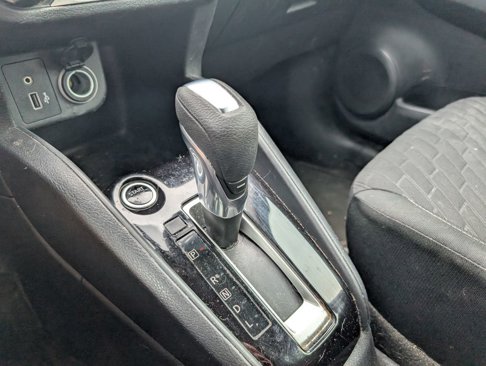 Used 2021 Nissan Kicks S image 19