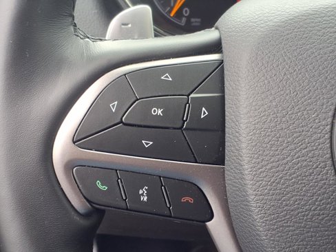 Used 2021 Jeep Grand Cherokee Limited X image 16