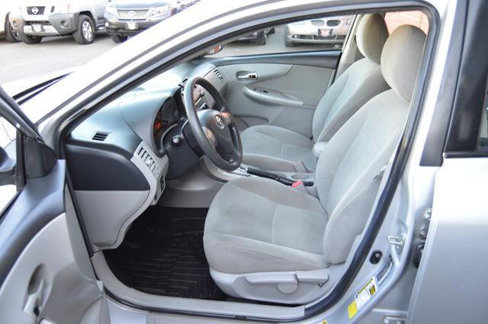 Used 2011 Toyota Corolla LE image 34