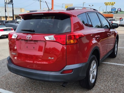 Used 2014 Toyota RAV4 XLE image 8