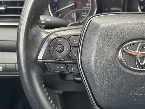 Used 2021 Toyota Camry SE image 15