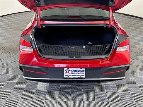 New 2025 Hyundai Elantra SE image 20