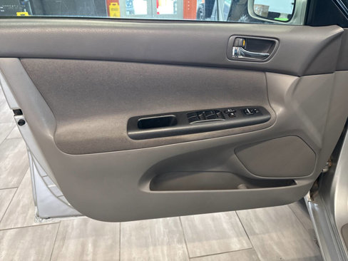 Used 2005 Toyota Camry LE image 13